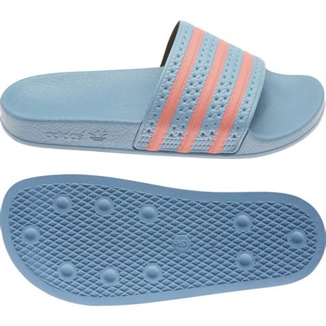 adidas adilette blauw roze|Adidas Adilette slippers.